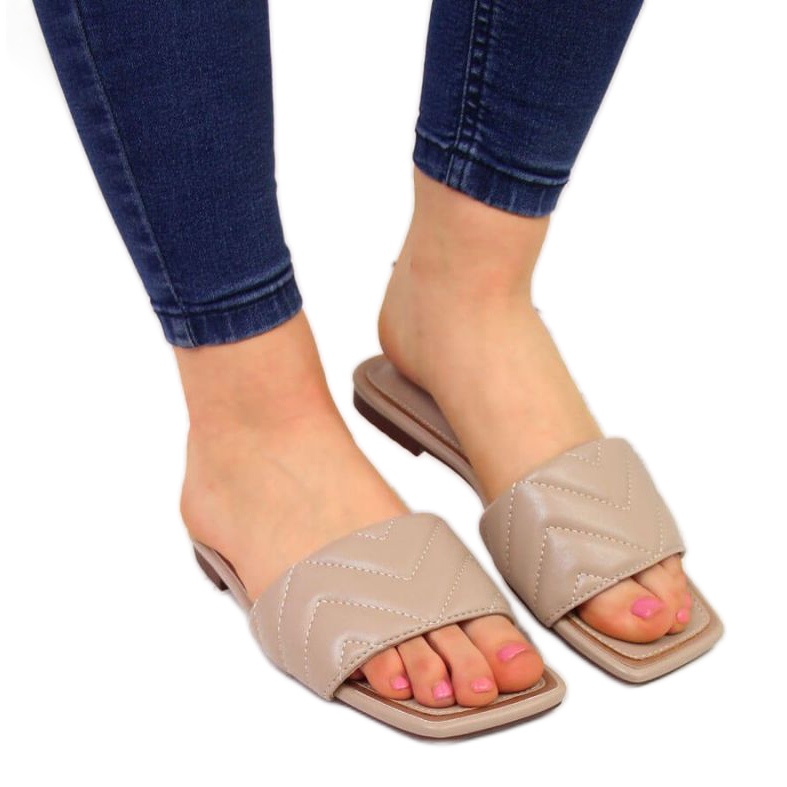 Steppelt papucs S. Barski W OLI103B bézs