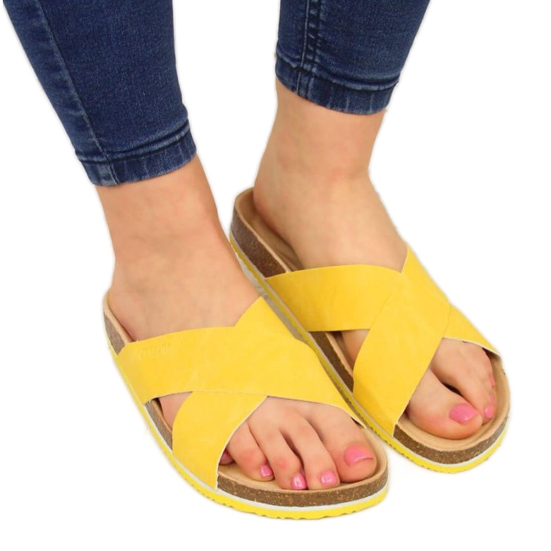 Bőr Big Star W HH274596 sárga papucs