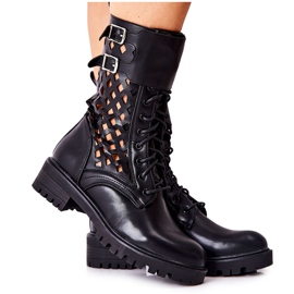 Menie fekete áttört bőrcsizma