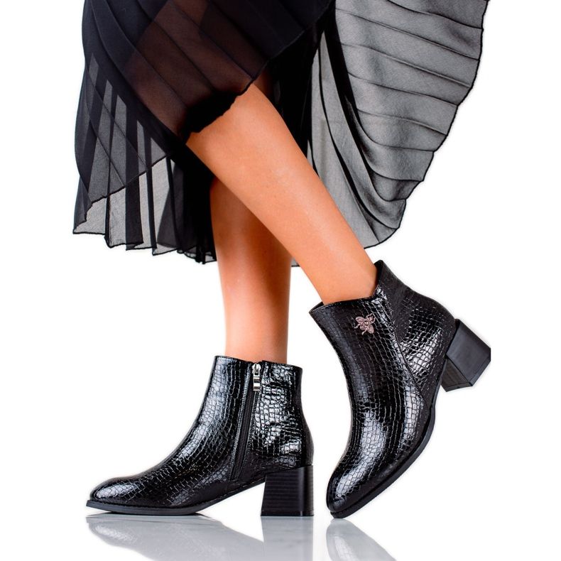 Filippo Stílusos csizma szigeteléssel fekete