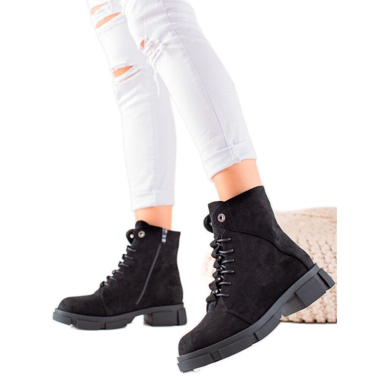 Goodin Velúr fűzős csizma fekete