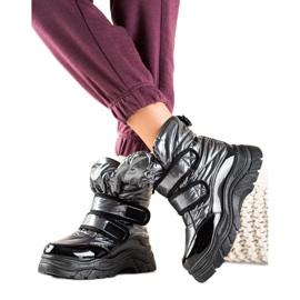 TRENDI Fényes hócsizma tépőzárral fekete ezüst