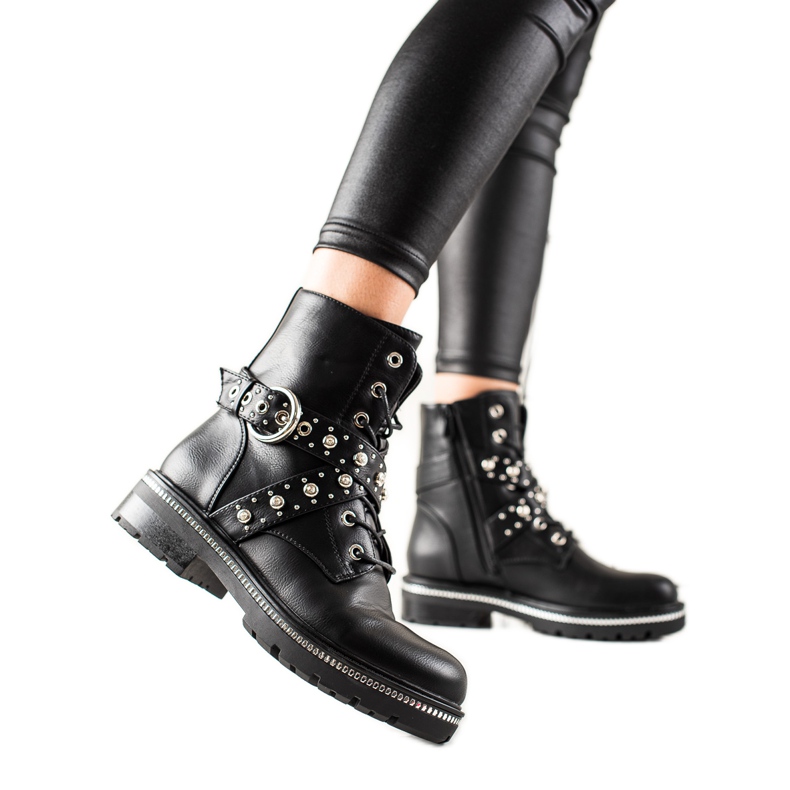 Kayla Rockmunkások Jet -el fekete