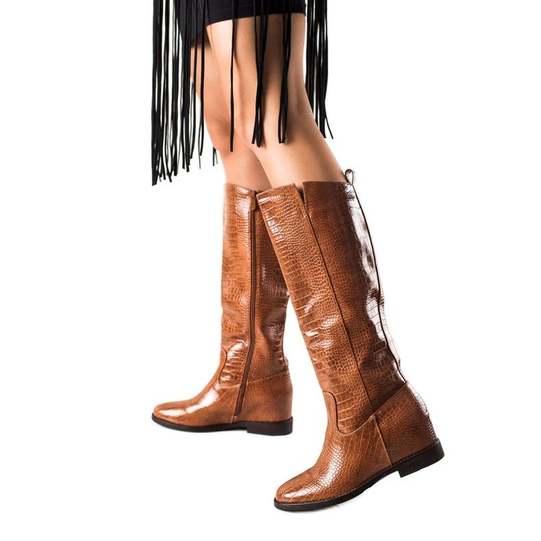 TRENDI Eco-bőr csizma barna