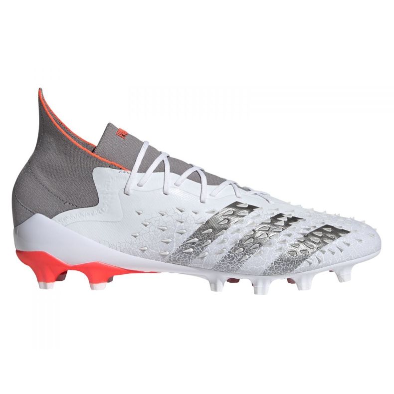 Adidas Predator Freak.1 Ag M FY6254 futballcipő szürke, fehér fehér
