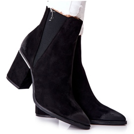 POTOCKI Velúr fekete csizma a sarkon Coriseis