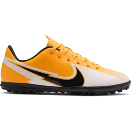 Nike Mercurial Vapor 13 Club Tf Jr AT8177 801 futballcipő sárgák Nike Mercurial Vapor 13 Club Tf Jr AT8177 801 futballcipő sárgák