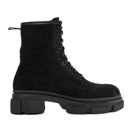 Fekete velúr csapdázók