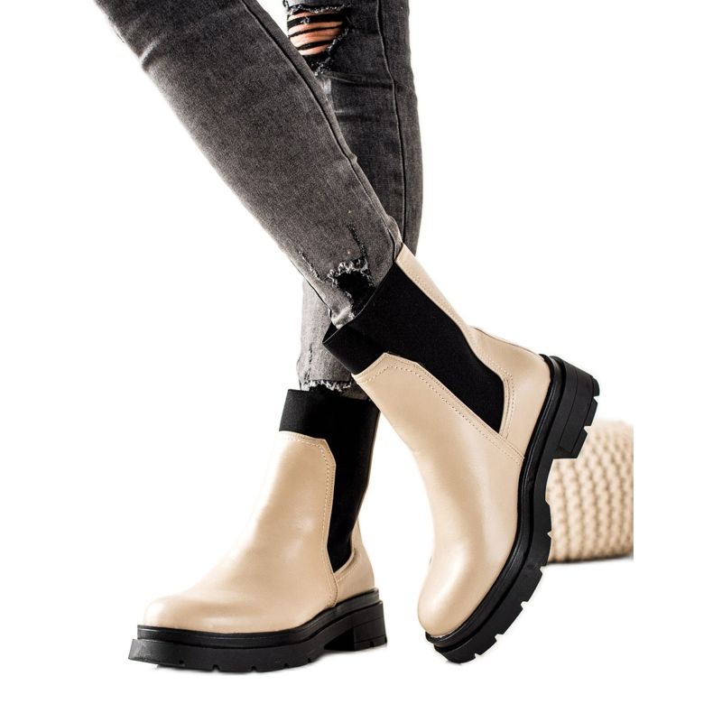 TRENDI Divatos Chelsea csizma bézs fekete