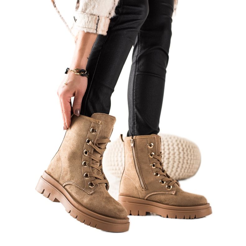 TRENDI Barna velúr csapdázók bézs