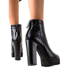 Camo Csizmák Magas Sarkún és Paltformon fekete