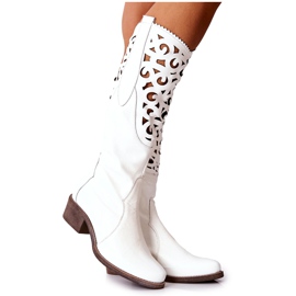 PA2 Áttört bőr csizma fehér Decorous színben