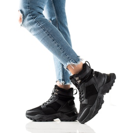 TRENDI Meleg fűzős csizma fekete TRENDI Meleg fűzős csizma fekete