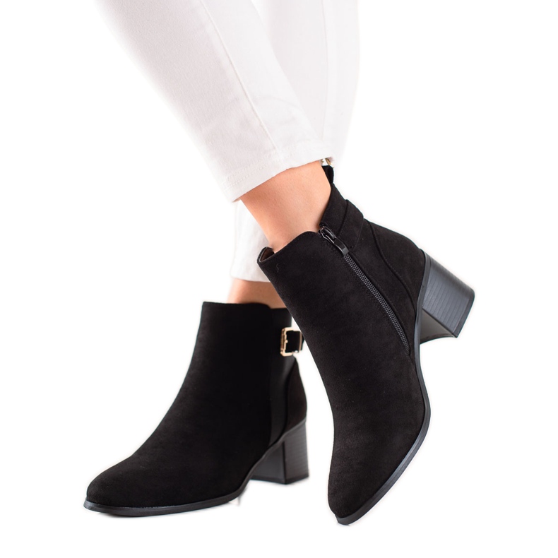 TRENDI Klasszikus velúr magas sarkú csizma fekete