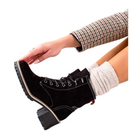 Goodin Kényelmes magas sarkú csizma fekete