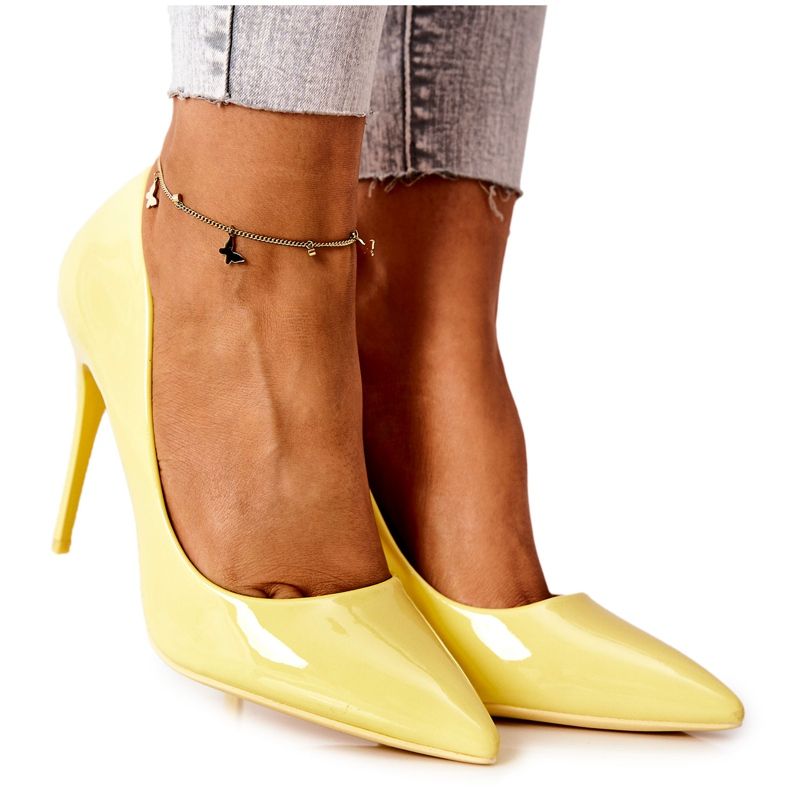 PG2 Elegáns, lakkozott sárga Adrinnah magassarkú