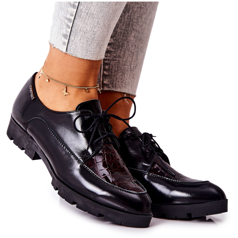 Bőr cipő Monnari M73 / 1 Fekete sokszínű