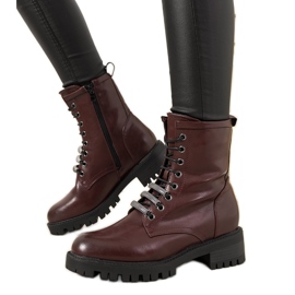 Gesztenyebarna szigetelt csizma Valdez bordó