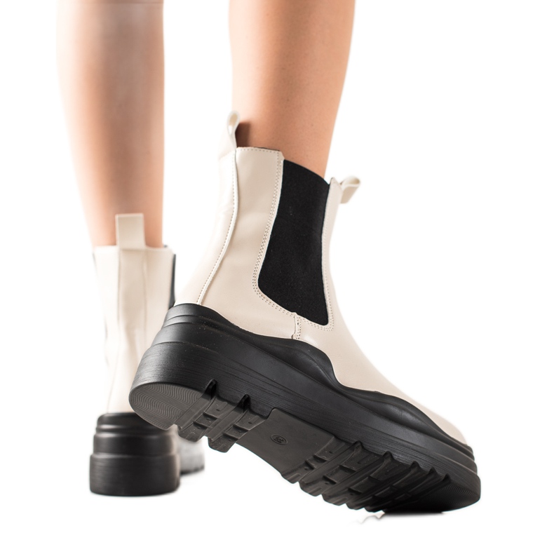 TRENDI Chelsea csizma a divat platformon bézs TRENDI Chelsea csizma a divat platformon bézs