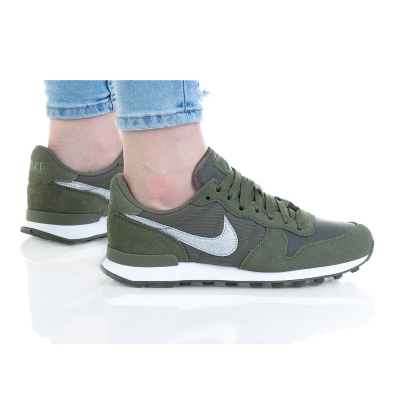 Nike Internationalist W AT0075-200 cipő zöld