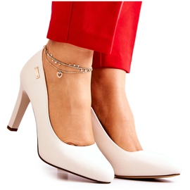 Sarkú női pumpák Sergio Leone világos bézs Campbell