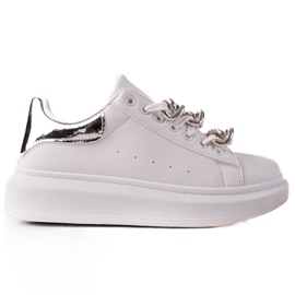 TRENDI Divatos Sneaks lánccal fehér