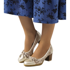 Pereira arany áttört szivattyúk aranysárga Pereira arany áttört szivattyúk aranysárga