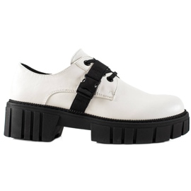 La.Fi Platform cipő csattal fehér fekete