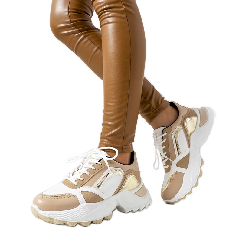 Gordani rózsaszín tornacipő fémes betétekkel bézs