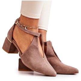 Velúr pumpák a sarkon Laura Messi 2309 bézs