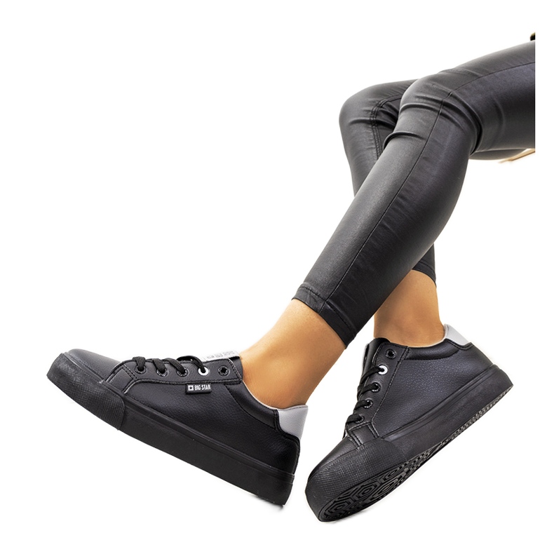 Női fekete tornacipő Big Star EE274314