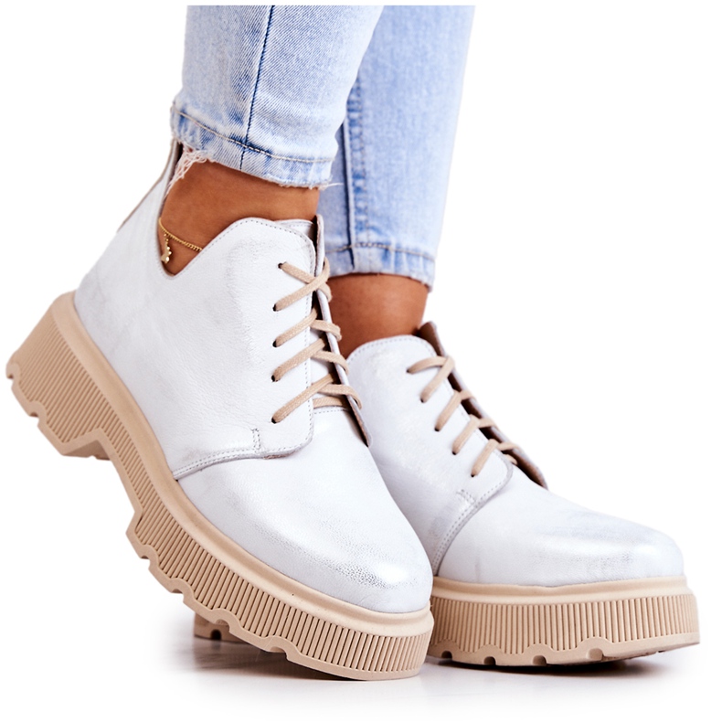 Brogues a masszív talpon Nicole White-Silver 2701 fehér ezüst