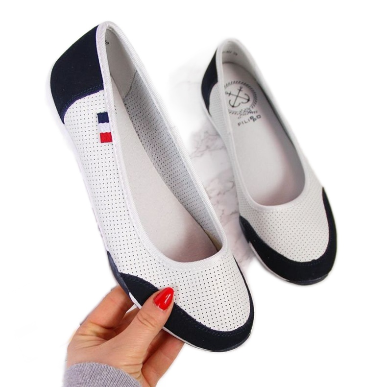 Bőr áttört balerinák Filippo W PAW198A fehér