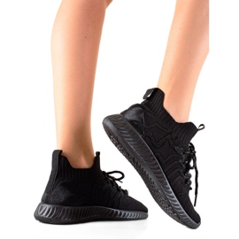 TRENDI Divatos fekete cipők