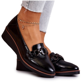 Vinceza Lakkbőr ékcipő fekete dallamok