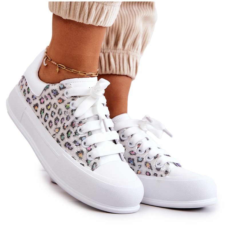 Női tornacipő GOE JJ2N4075 fehér