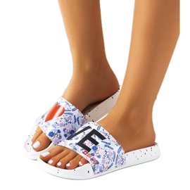 Fehér papucs Love Big Star DD274A256 sokszínű