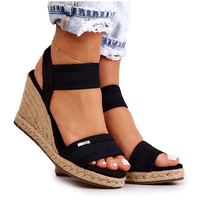 Női szandál Wedge Big Star JJ274976 fekete