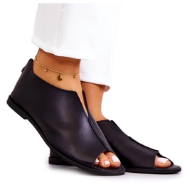 Bőr cipő cipzárral Nicole 2718/001 Fekete