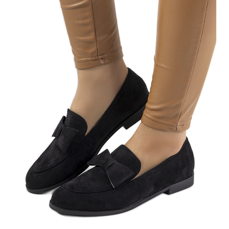 A márka fekete női cipői Alois