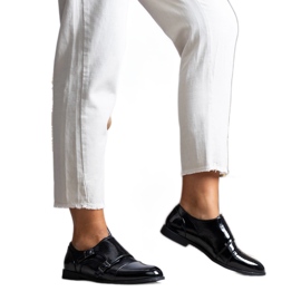 Fekete lakkozott Davide cipő