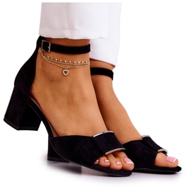 Sergio Leone Velúr szandál fekete Floren díszítéssel Sergio Leone Velúr szandál fekete Floren díszítéssel