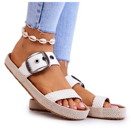 Divatos papucs csattal Big Star JJ274729 fehér