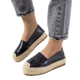 Fekete fényes espadrillák a Feiken platformon