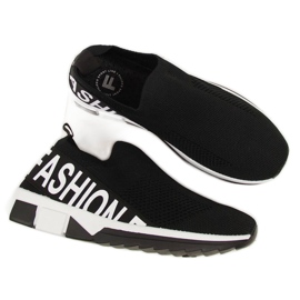 Fekete sportcipő a Filippo W PAW224A-n Fekete sportcipő a Filippo W PAW224A-n