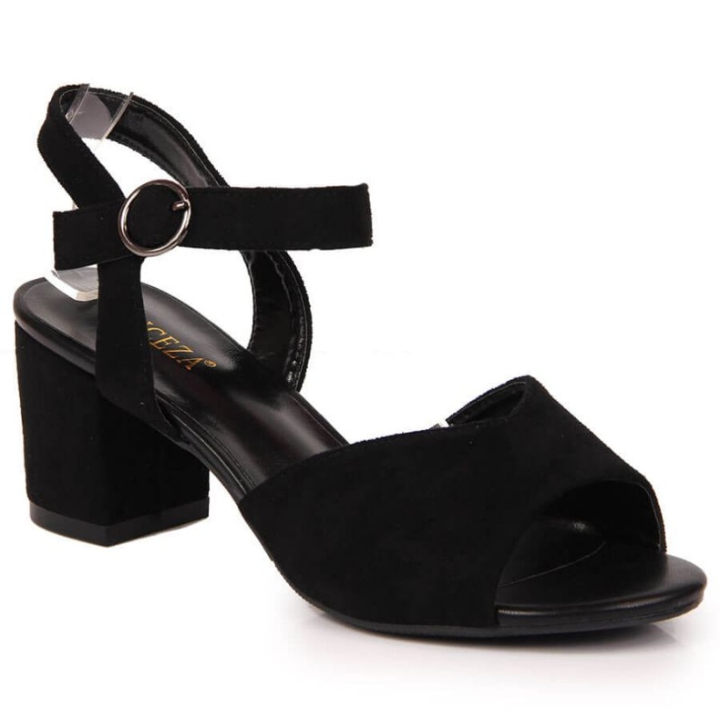 Fekete szandál a Vinceza W JAN113A poszton