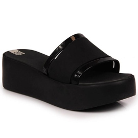 Gumi papucsok a Zaxy W INT1708B platformon fekete