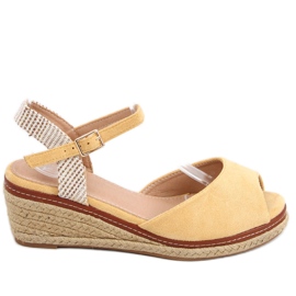 Szandál Espadrilles az éken Mandira Yellow sárga