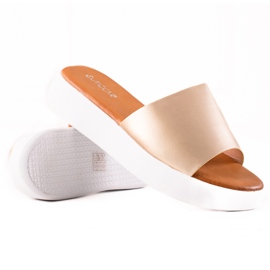 Encor Arany Papucs A Platformon aranysárga Encor Arany Papucs A Platformon aranysárga