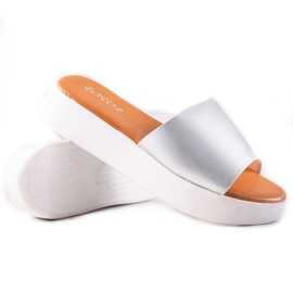 Encor Ezüst Papucsok A Platformon